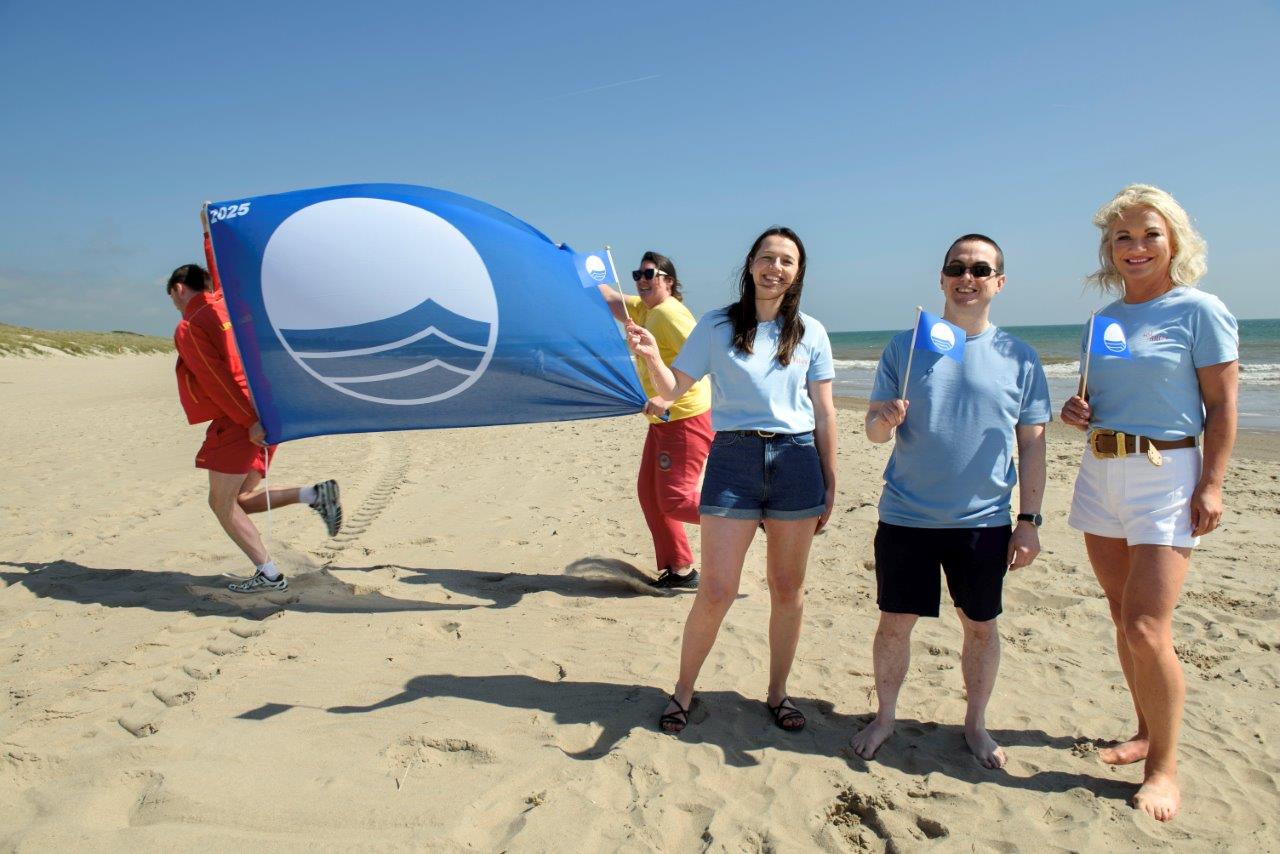 An Taisce announces 2025 Blue Flag Awards in recognition of Ireland’s Best Beaches and Marinas.  In total 99 Blue Flags were awarded for the 2025 season.  Photo by Maura Hickey
